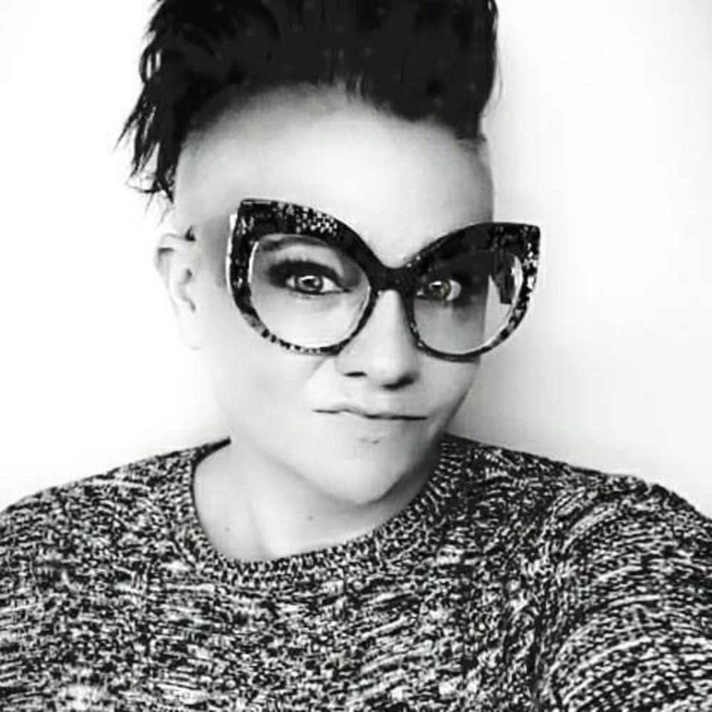Meet your Posher, Erin